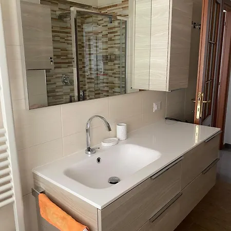 Διαμέρισμα Roero House *