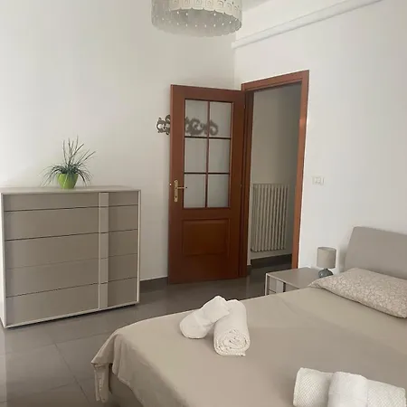 Roero House Apartment *